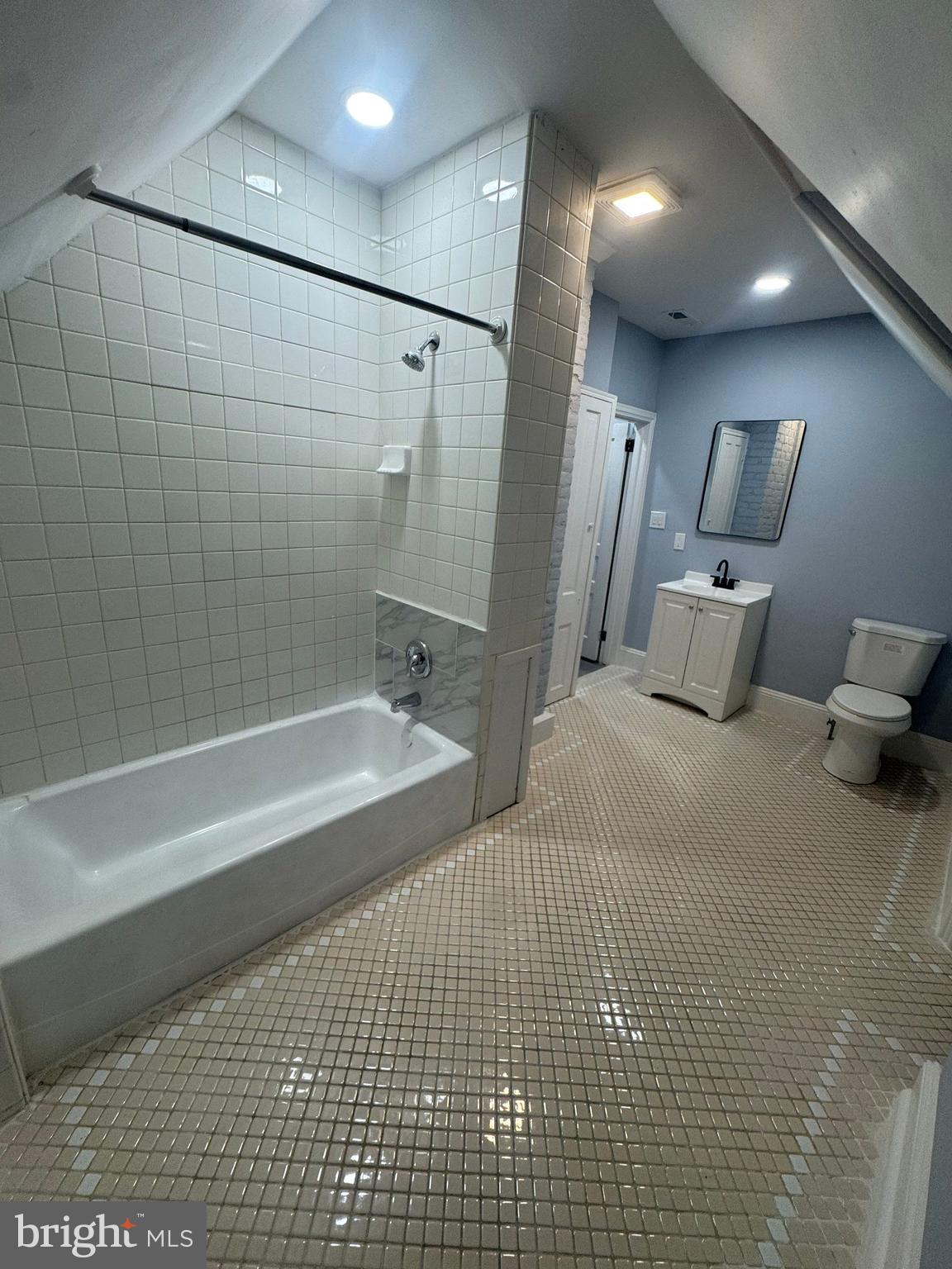 NORRISTOWN - Residential Income