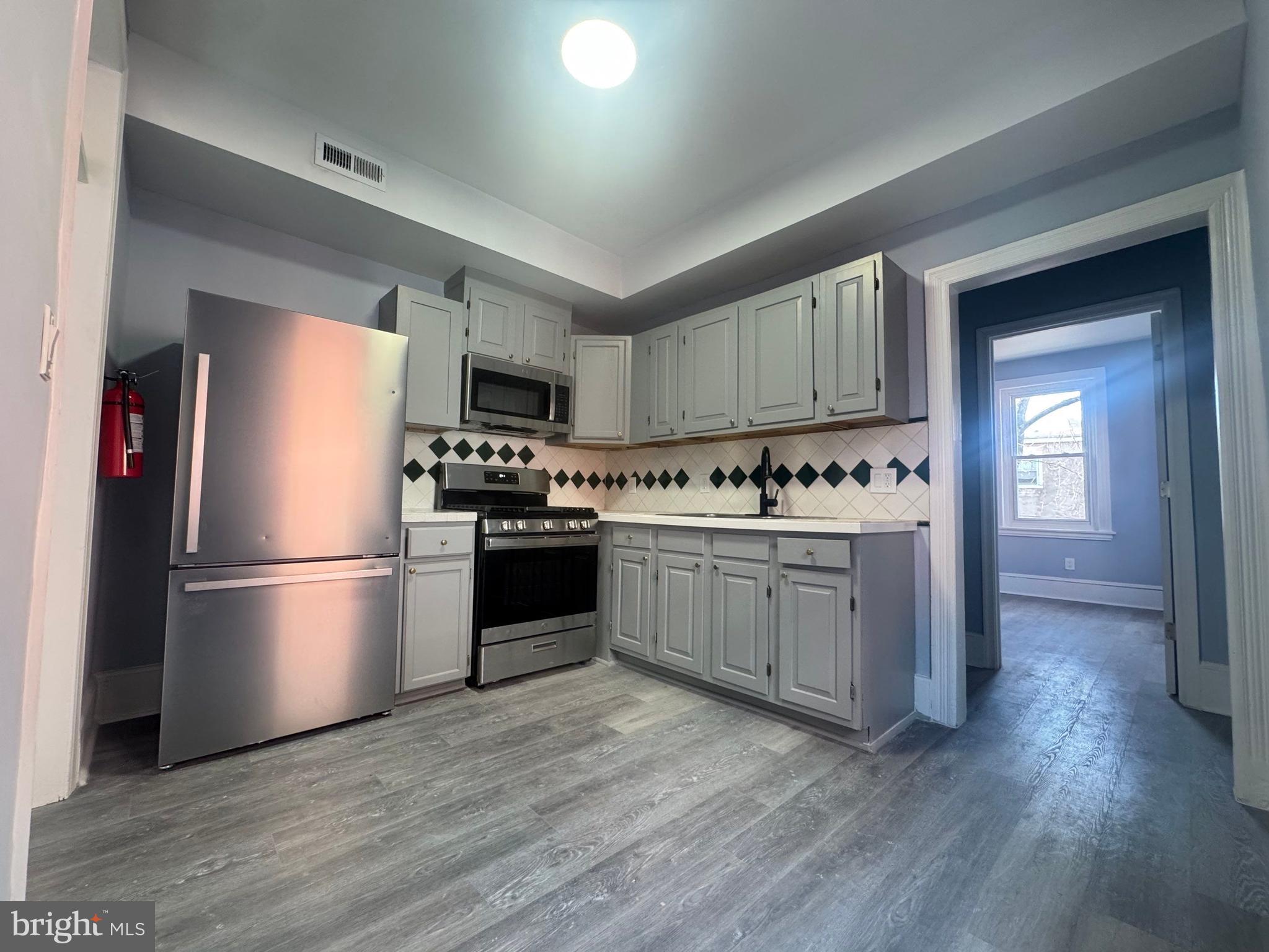 NORRISTOWN - Residential Income