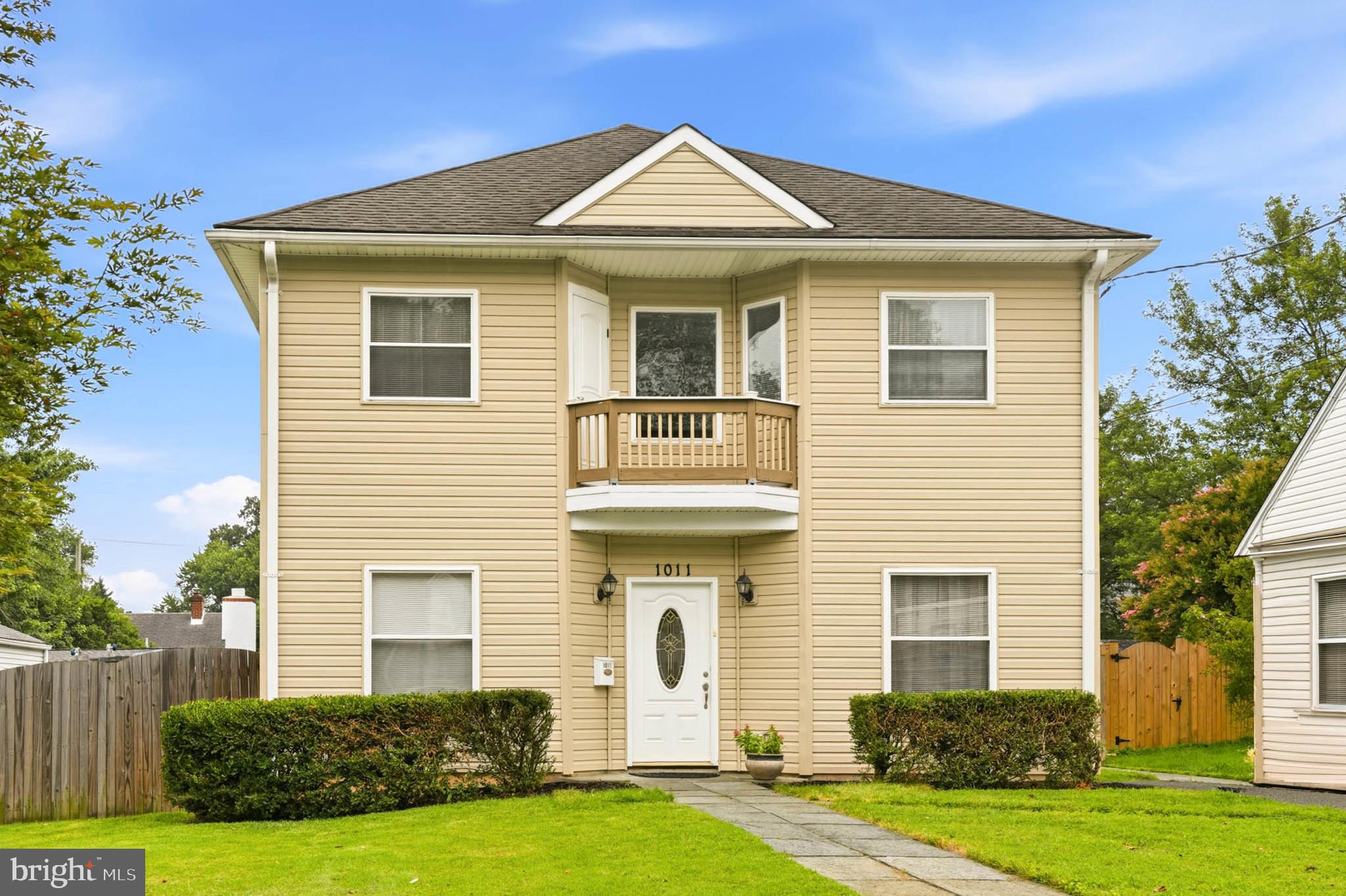1011 CRAWFORD DRIVE