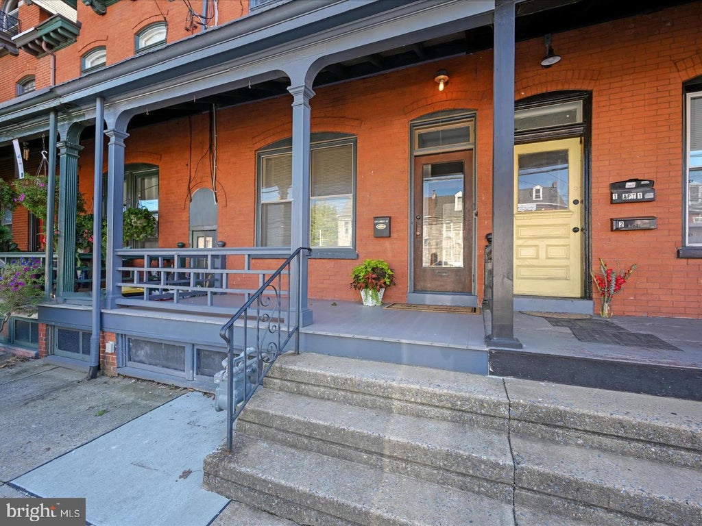 Photo of 16 W Liberty Street, LANCASTER, PA 17603 (MLS # PALA2095156)