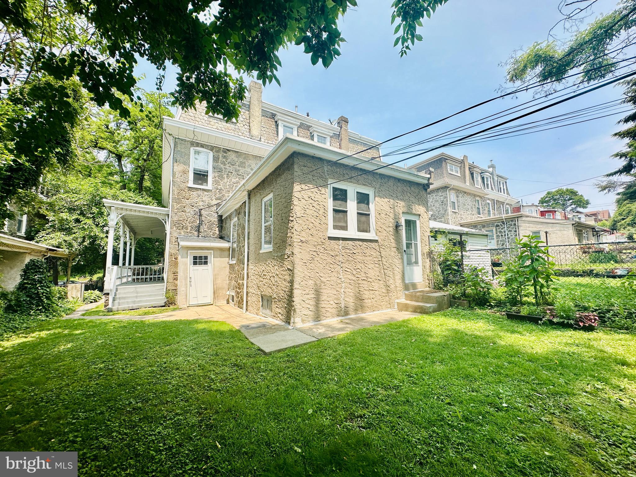This charming 1-bedroom apartment with private rear access is now available for rent. Located on the 1st floor, this unit offers direct access to a shared backyard—perfect for relaxing or enjoying some fresh air. Inside, you’ll find high ceilings, wood flooring, and great natural light.
One of the best features of this unit is the convenient direct access to the basement—no need to go outside for laundry or storage. Shared washer/dryer and a private storage area are located just downstairs.
Heat & water INCLUDED. Tenant pays internet, electric, and cooking gas. Cat or a small dog (under 20lbs) welcome with $200 non-refundable deposit. Only first month and security deposit due at signing.
This well-maintained building has long-term tenants and a clean, quiet feel throughout. Close to the train, Wissahickon Trail, and Main Street in Manayunk. Don’t miss out on this cozy and convenient rental!