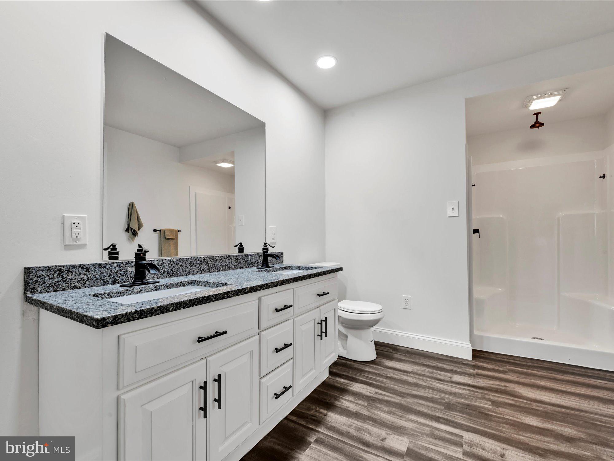 EAST HEMPFIELD - Residential