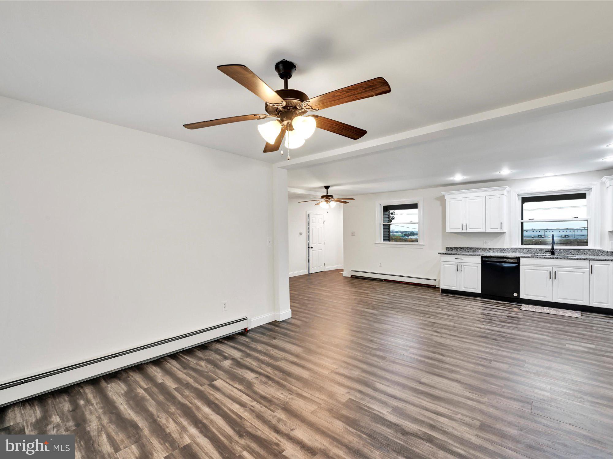 EAST HEMPFIELD - Residential
