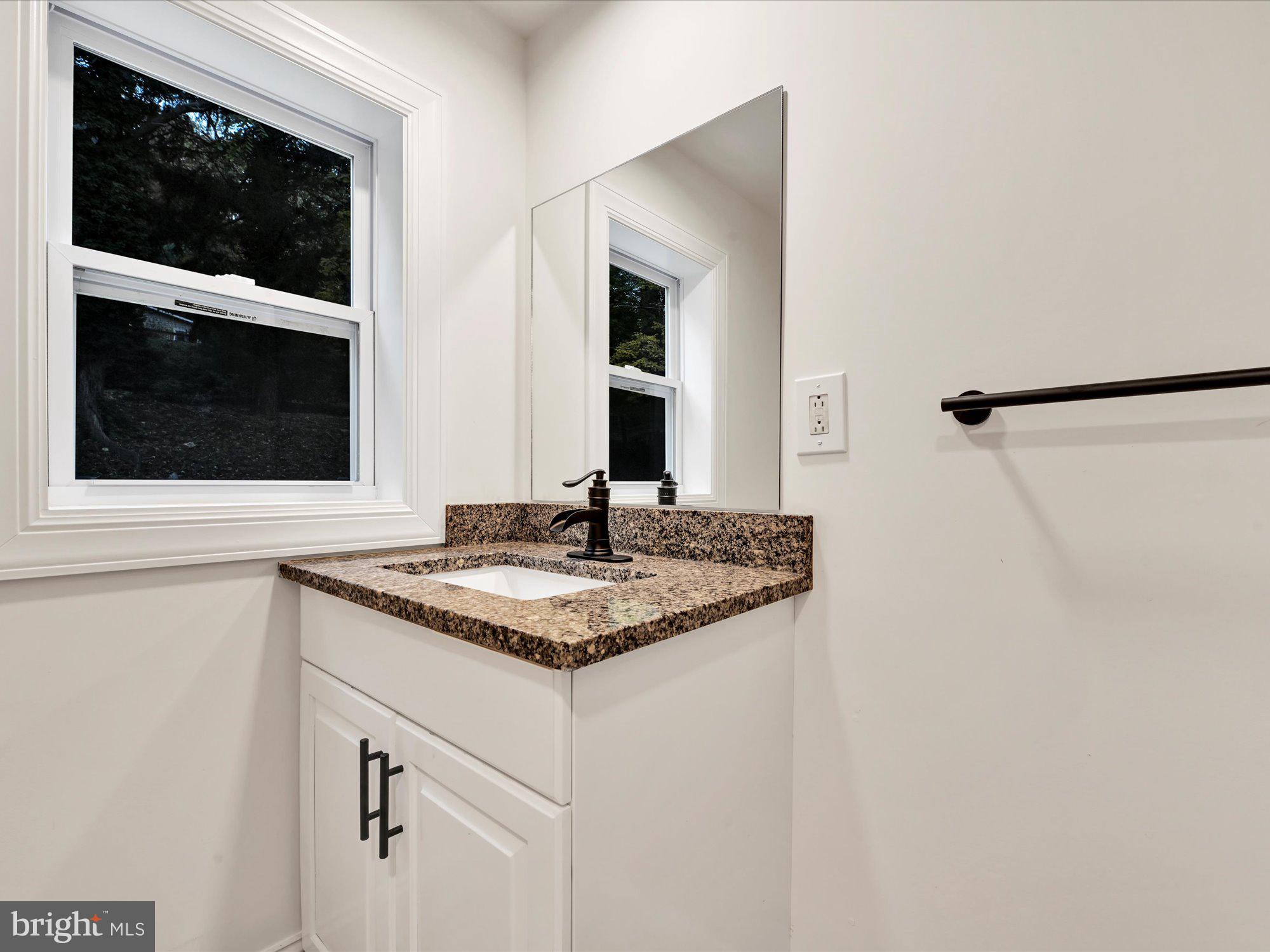 EAST HEMPFIELD - Residential