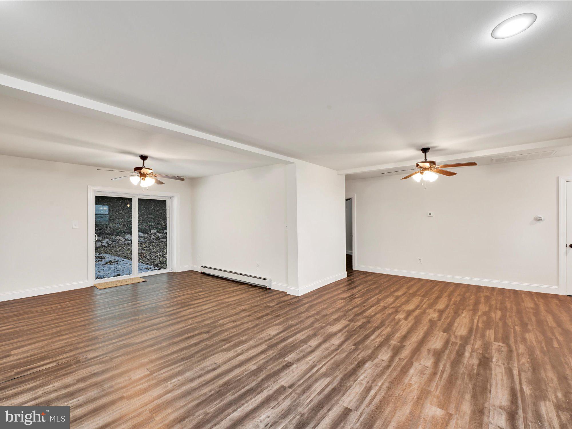 EAST HEMPFIELD - Residential