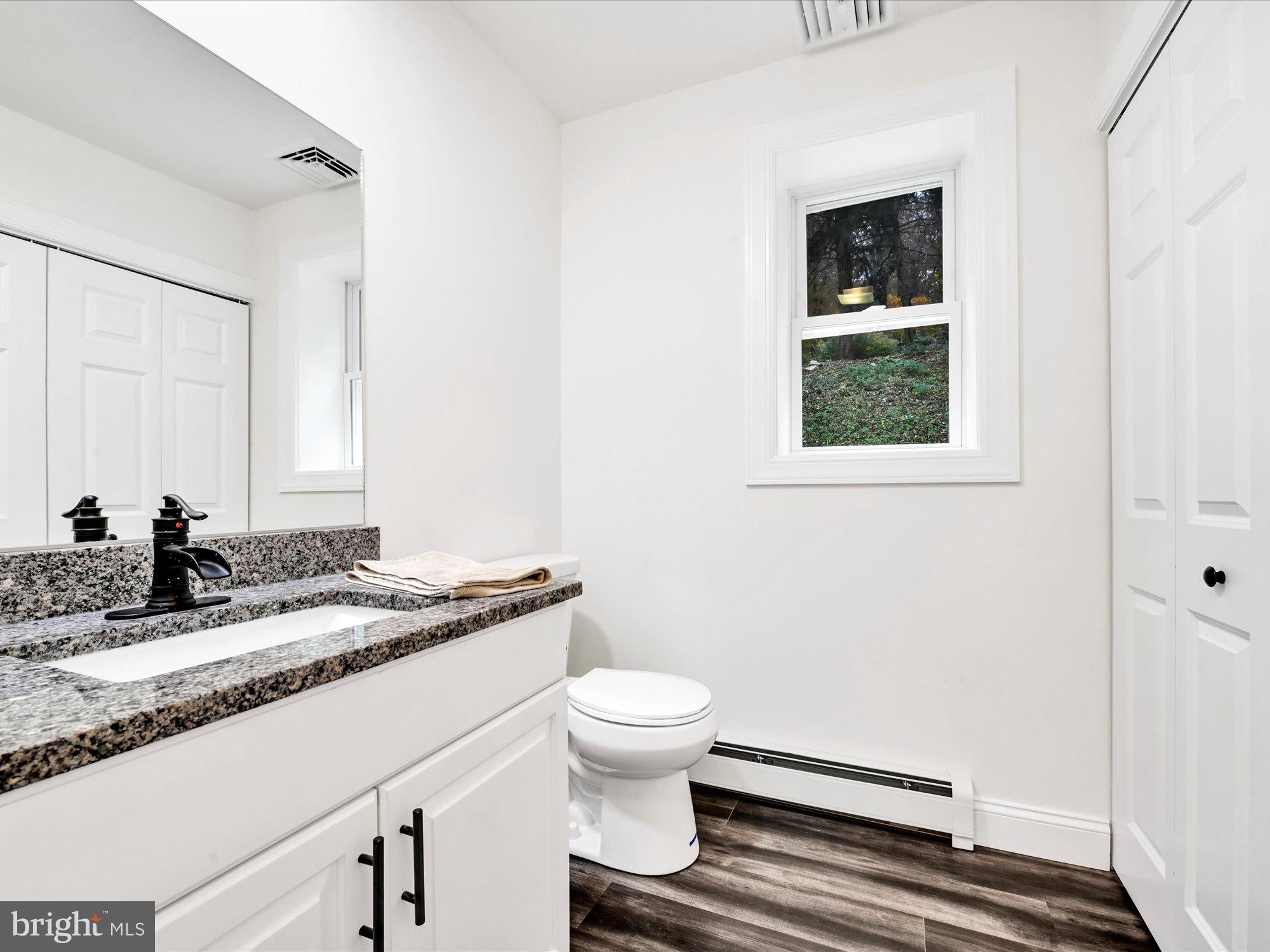 EAST HEMPFIELD - Residential