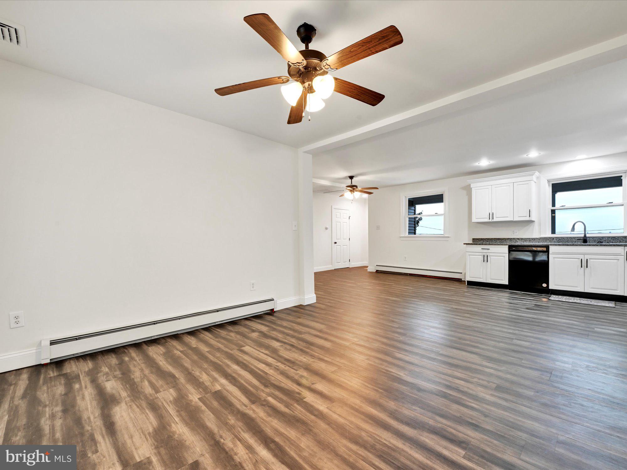 EAST HEMPFIELD - Residential