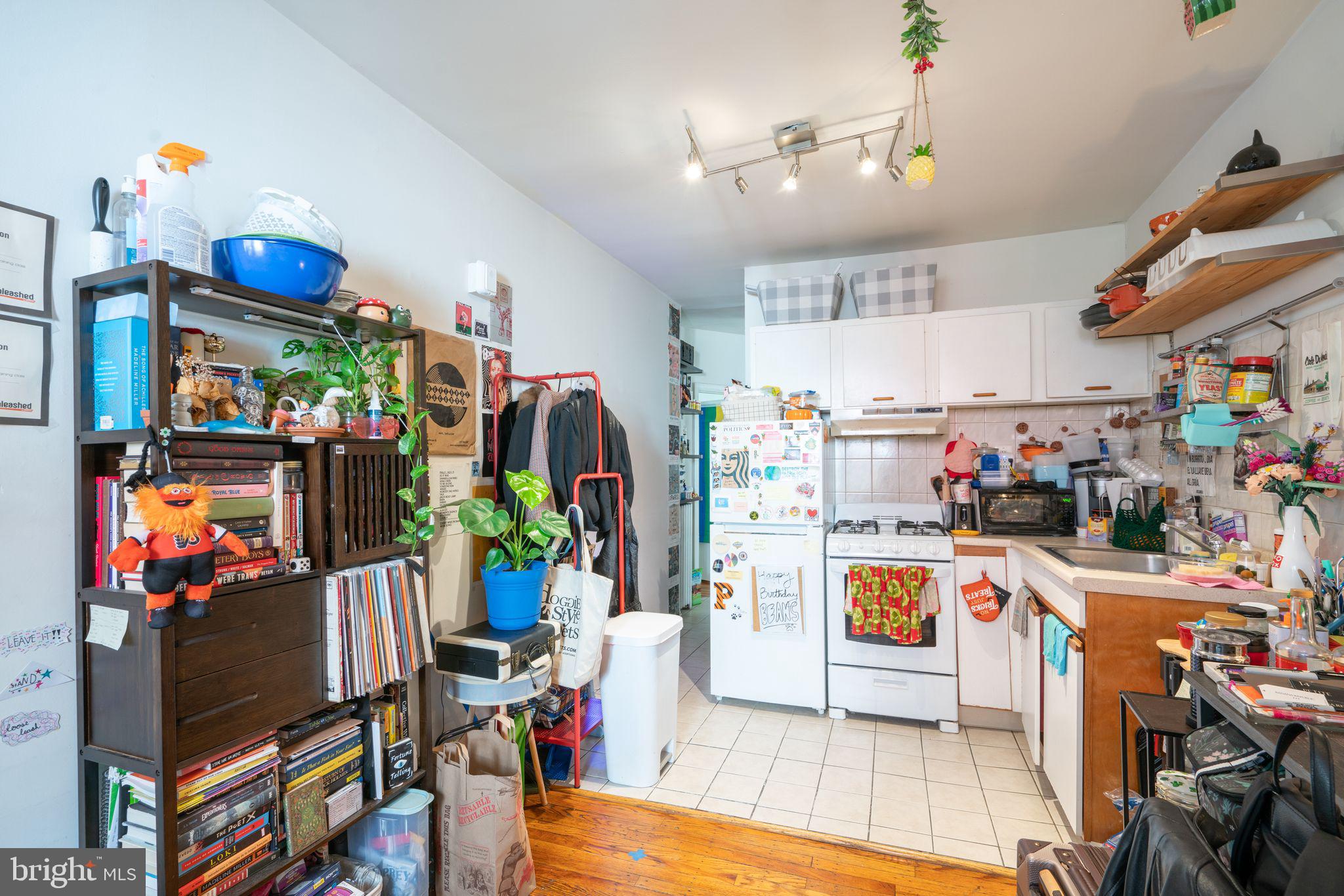 RITTENHOUSE SQUARE - Residential Lease