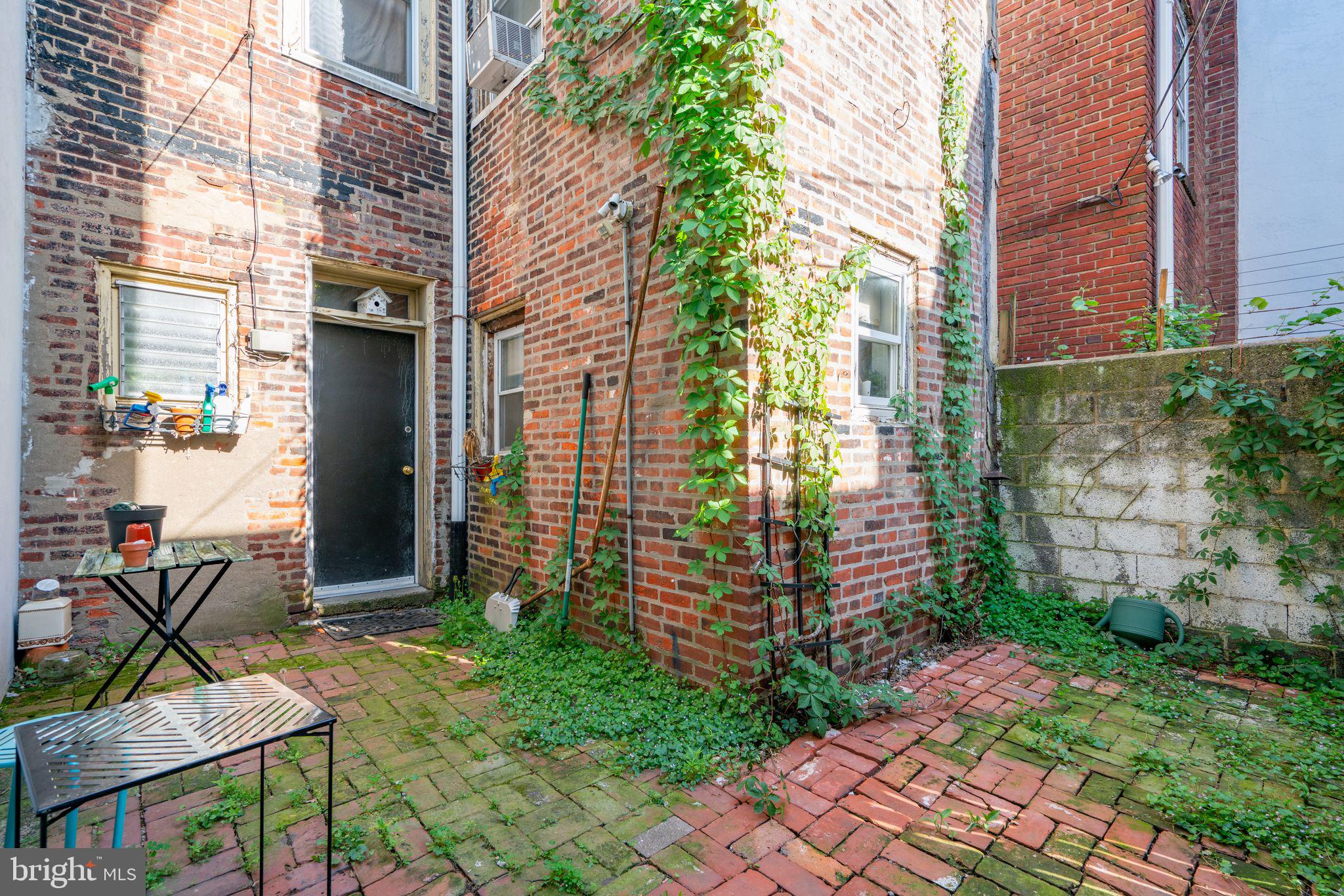 RITTENHOUSE SQUARE - Residential Lease