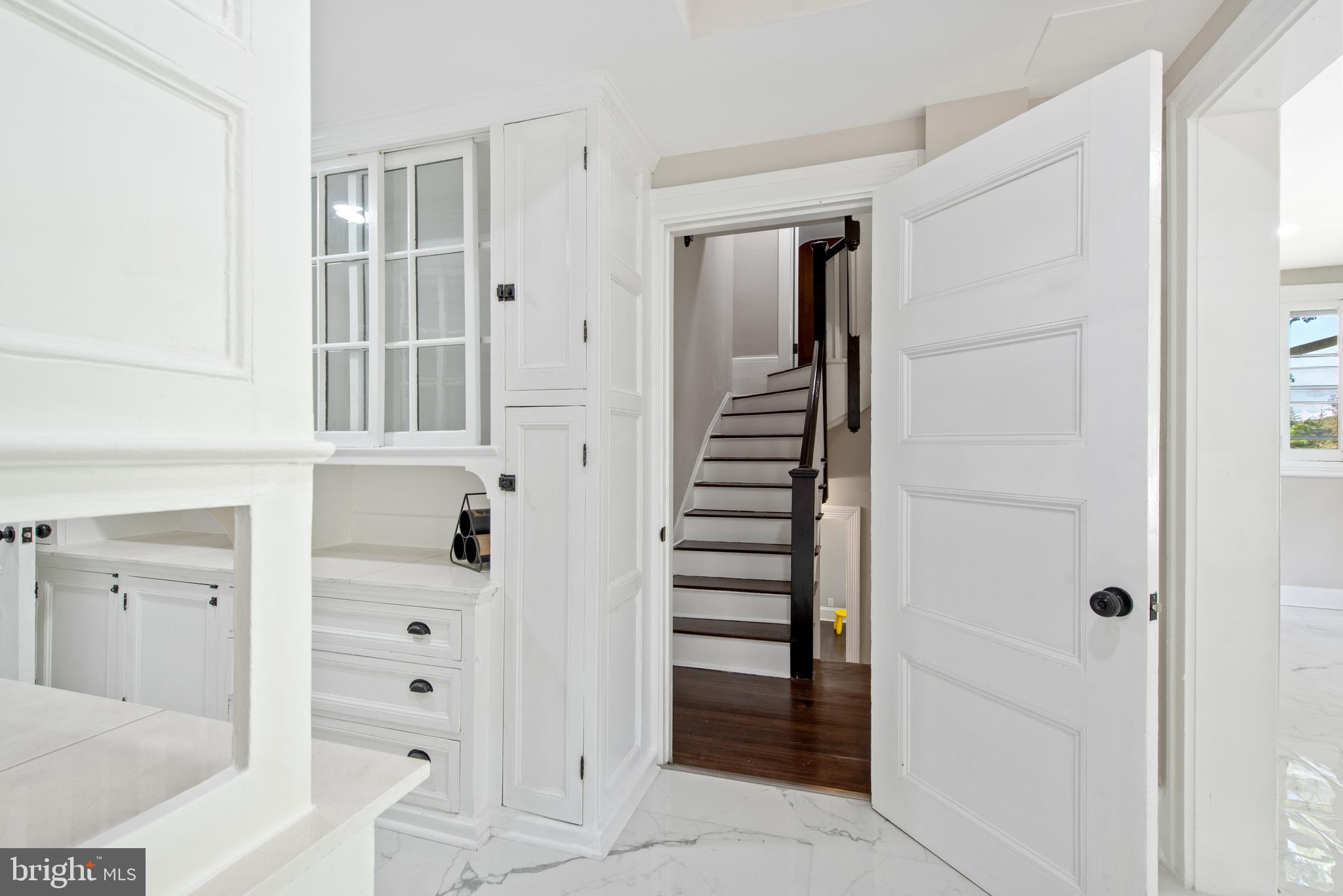 ROLAND PARK - Residential