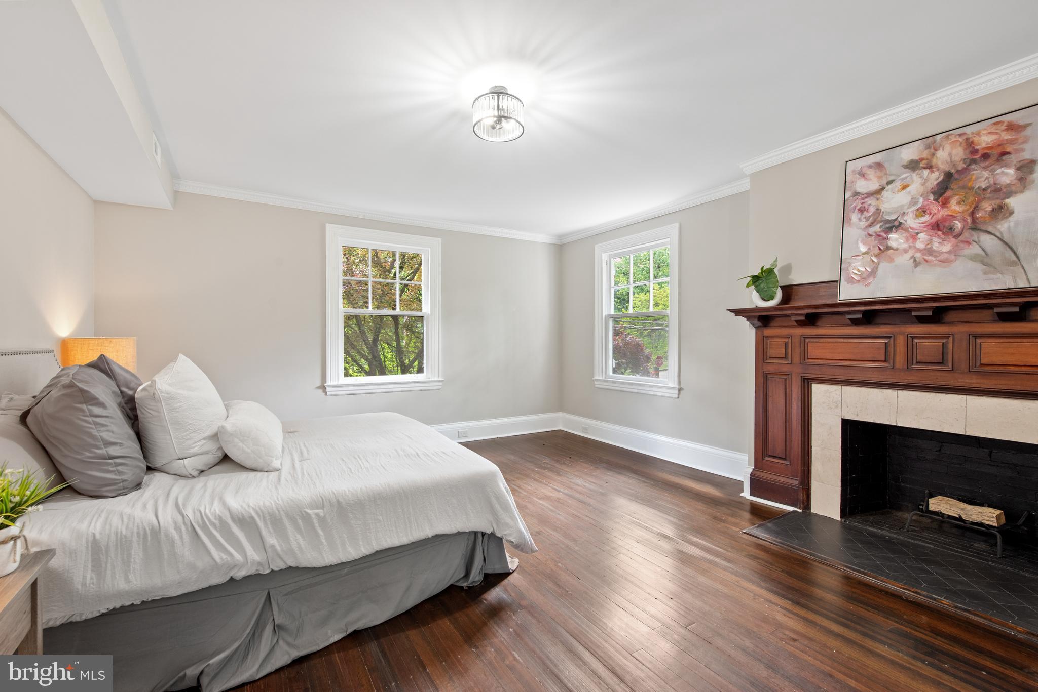 ROLAND PARK - Residential