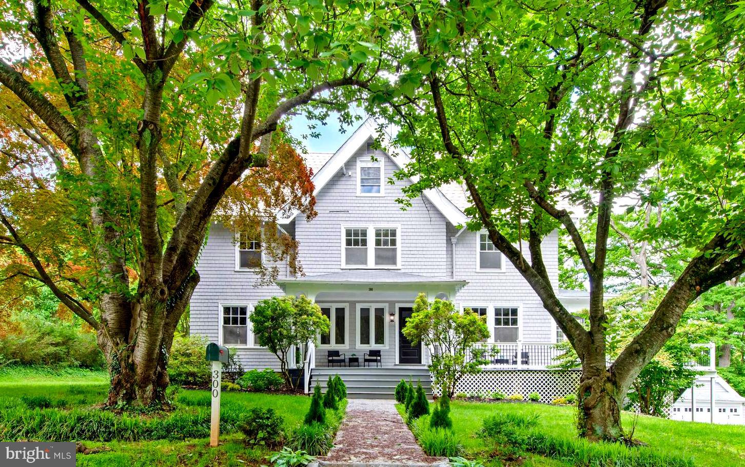 ROLAND PARK - Residential