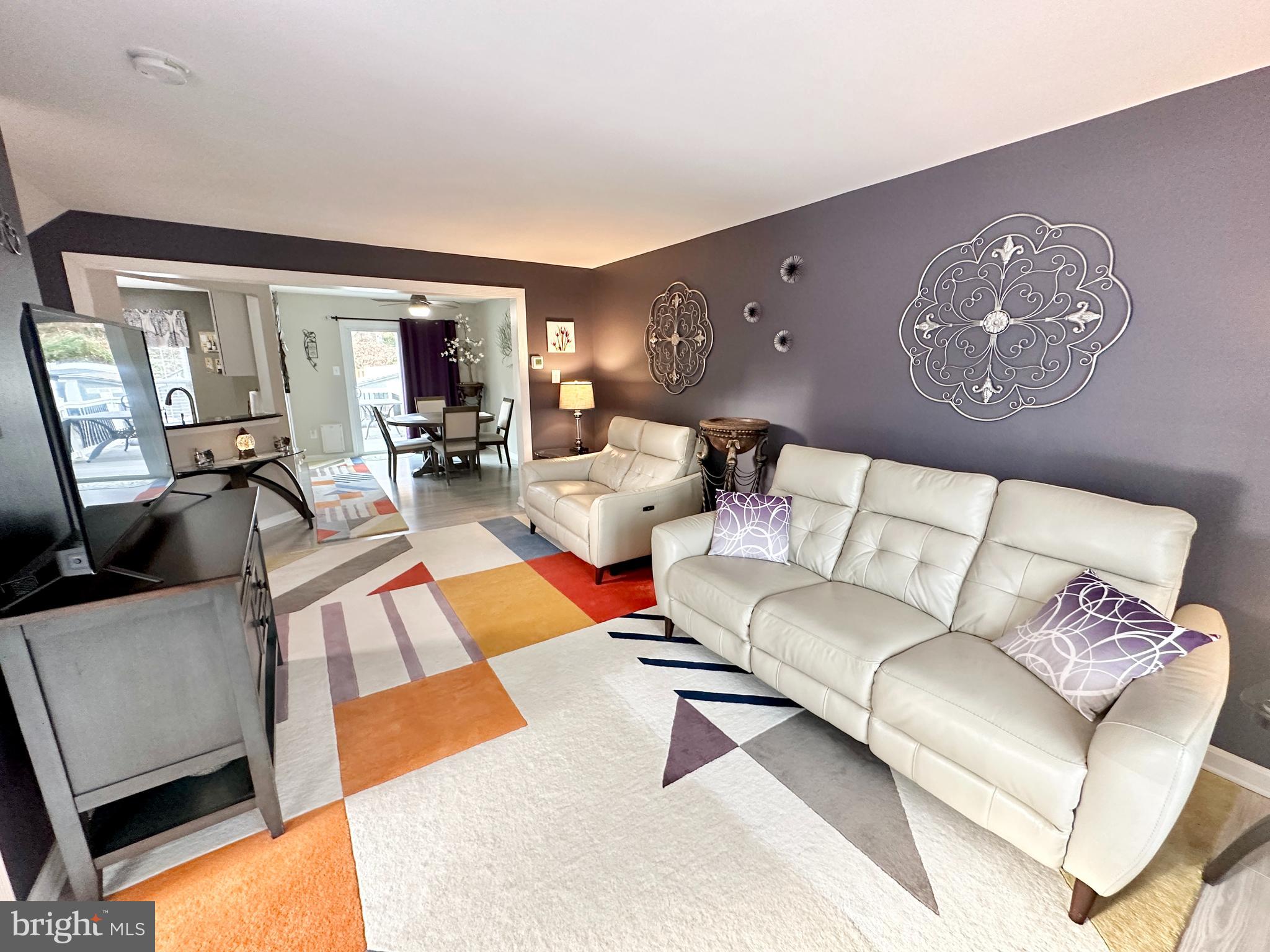 VILLAGE OF THOMAS RUN - Residential