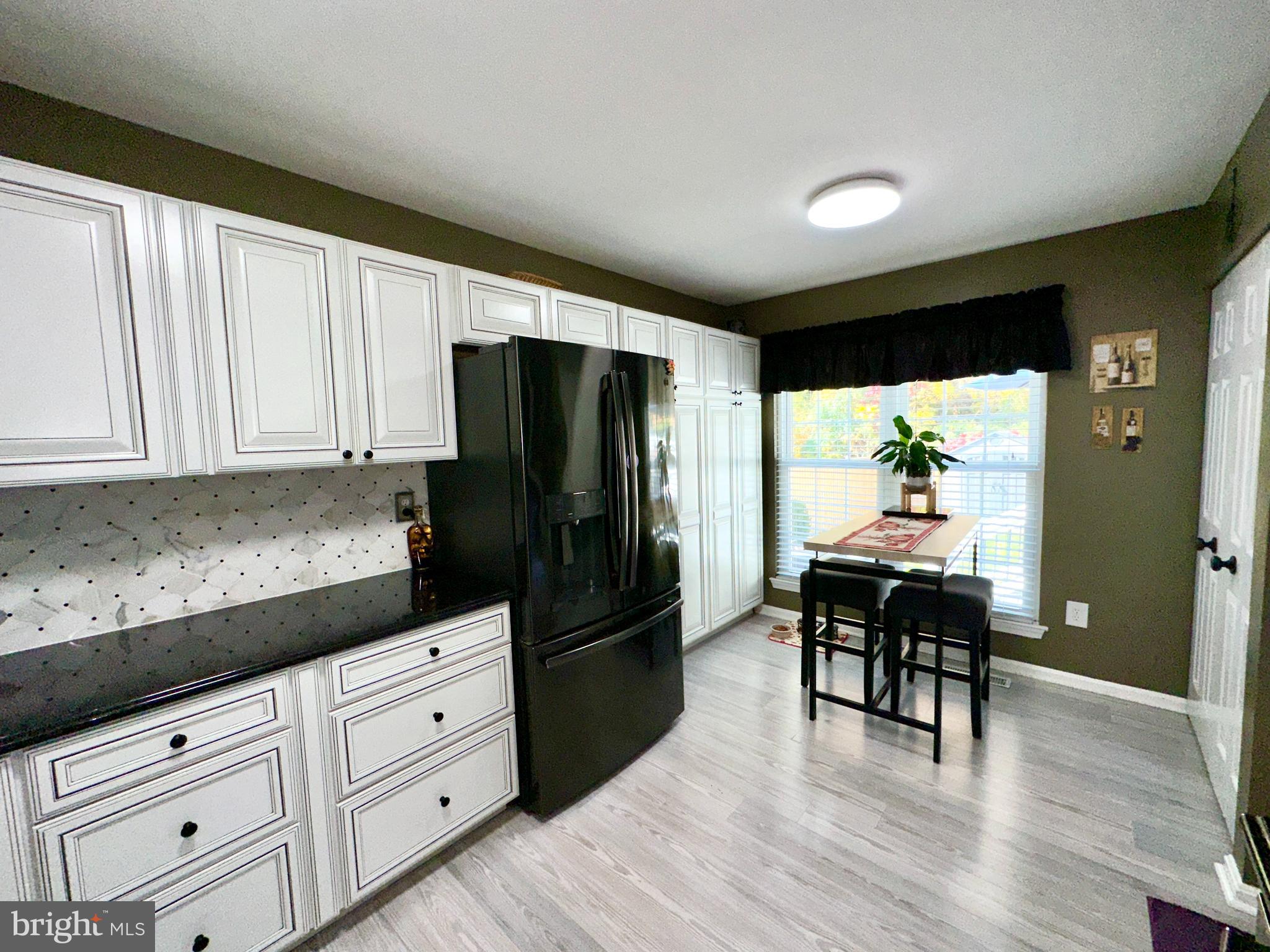 VILLAGE OF THOMAS RUN - Residential