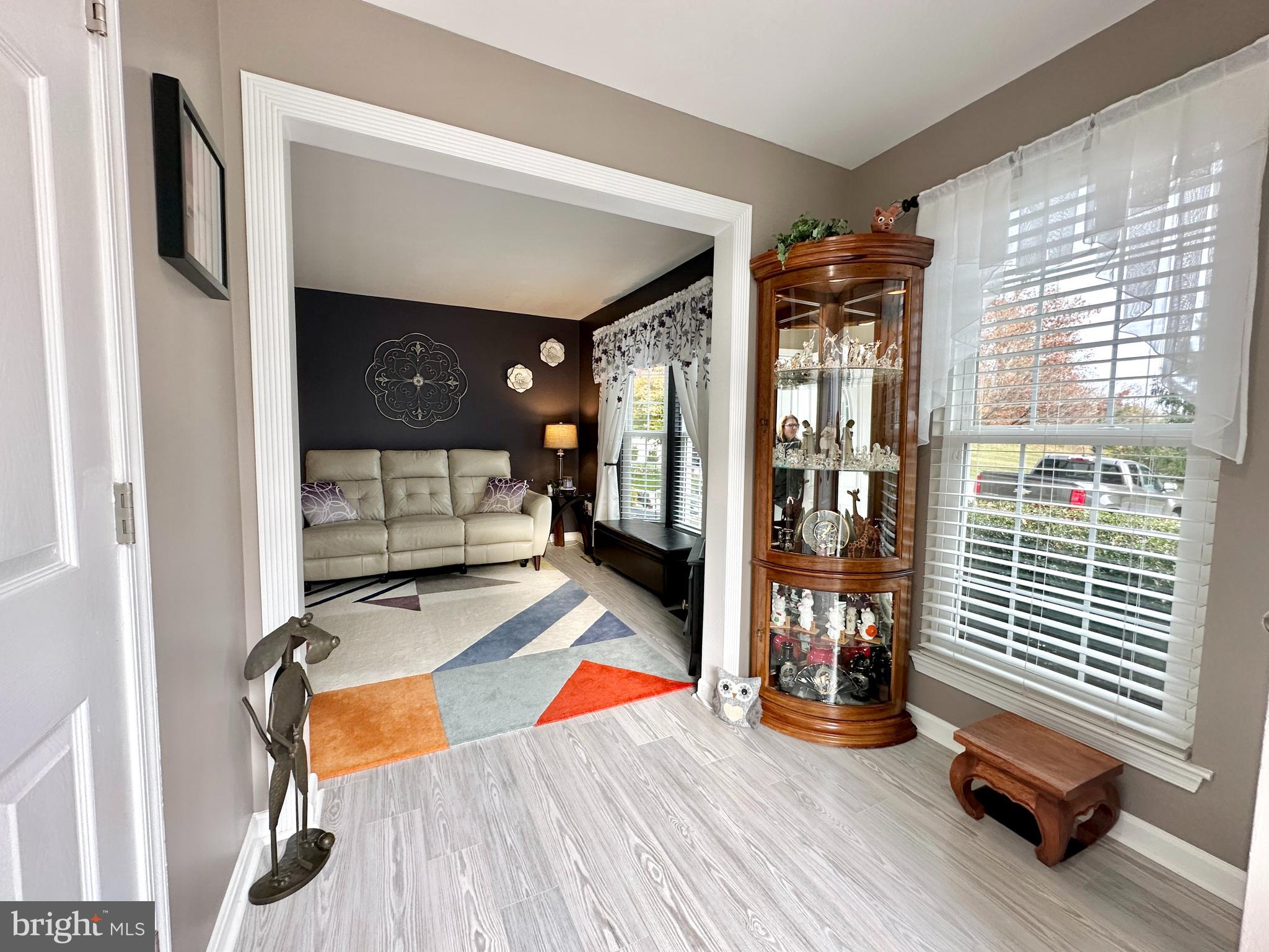 VILLAGE OF THOMAS RUN - Residential