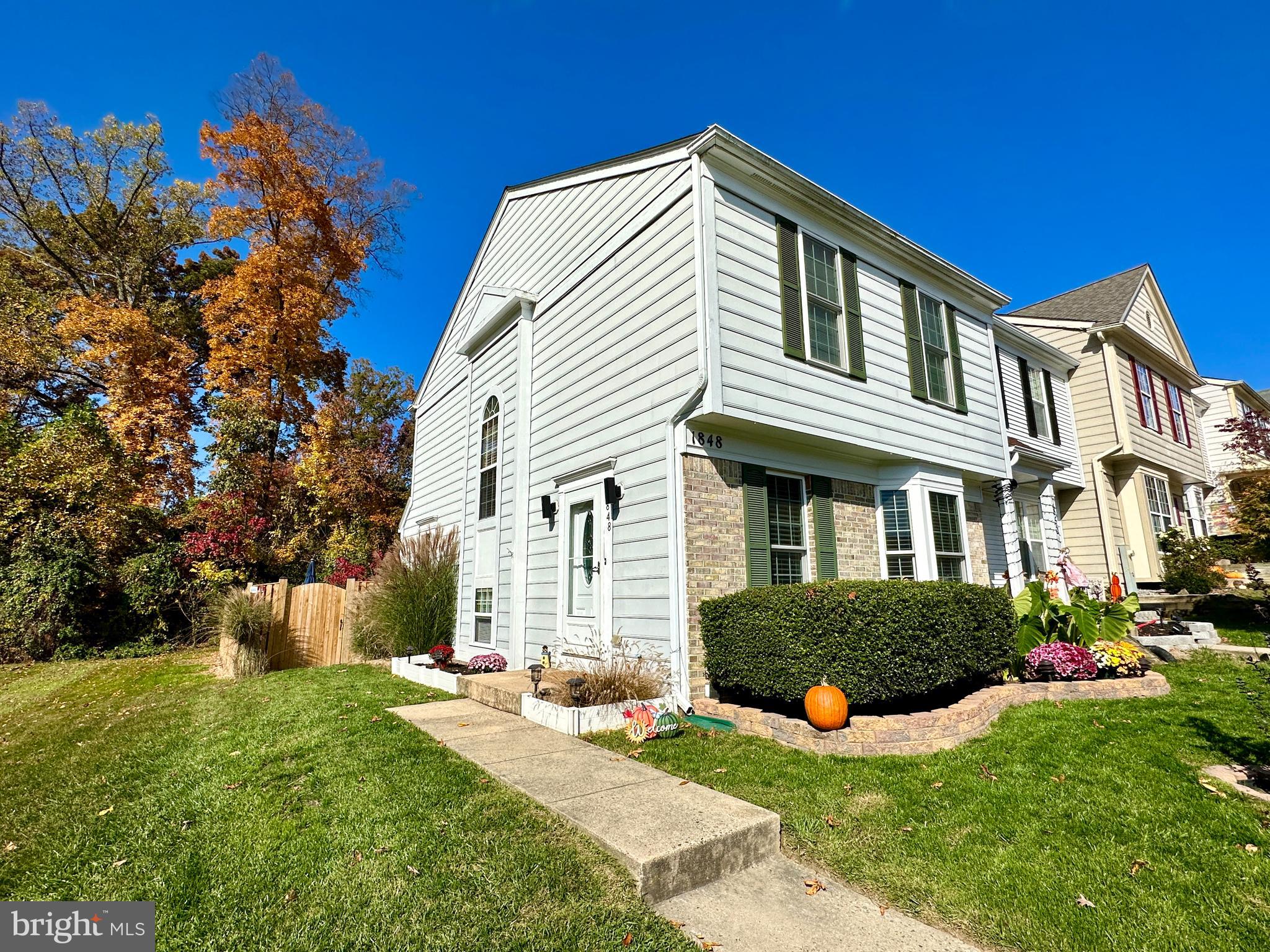 VILLAGE OF THOMAS RUN - Residential