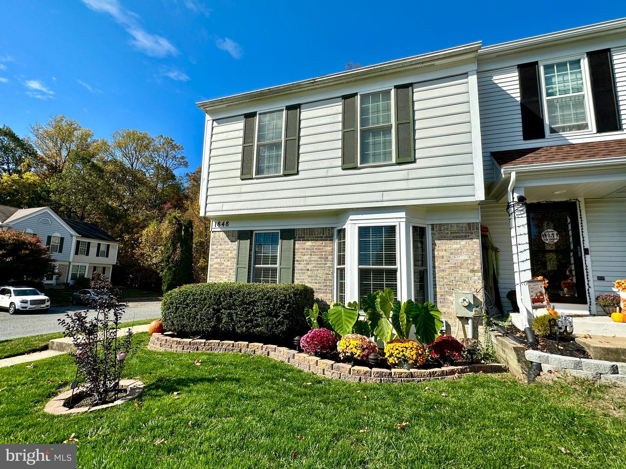 VILLAGE OF THOMAS RUN - Residential