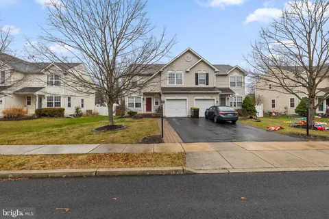 1009 Heather Lane, Quakertown, PA MLS: PABU2110188
