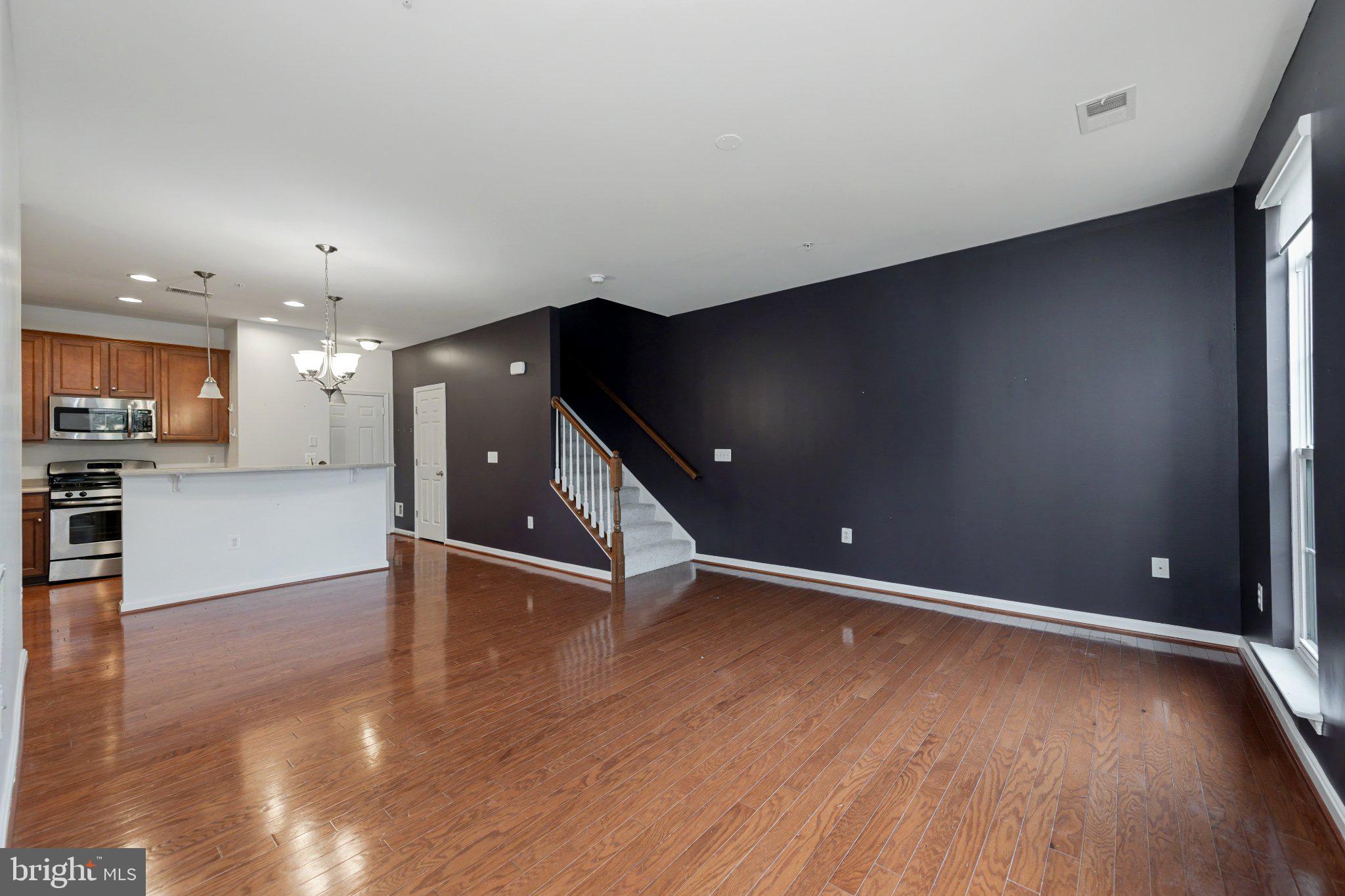 9431 STONEWALL ROAD