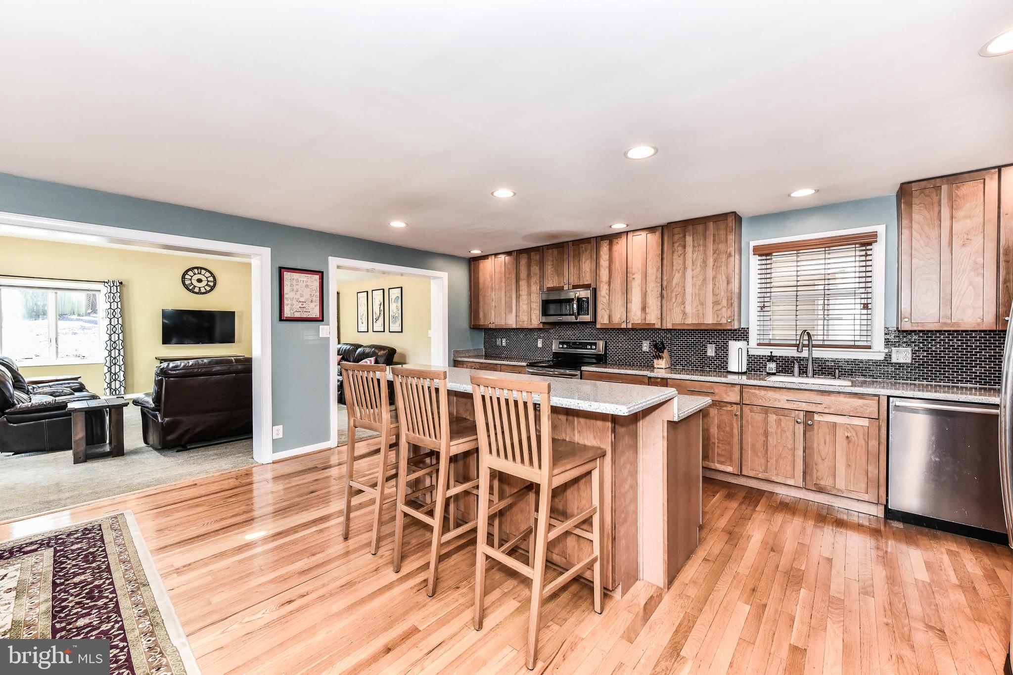 MOSBY WOODS - Residential Lease