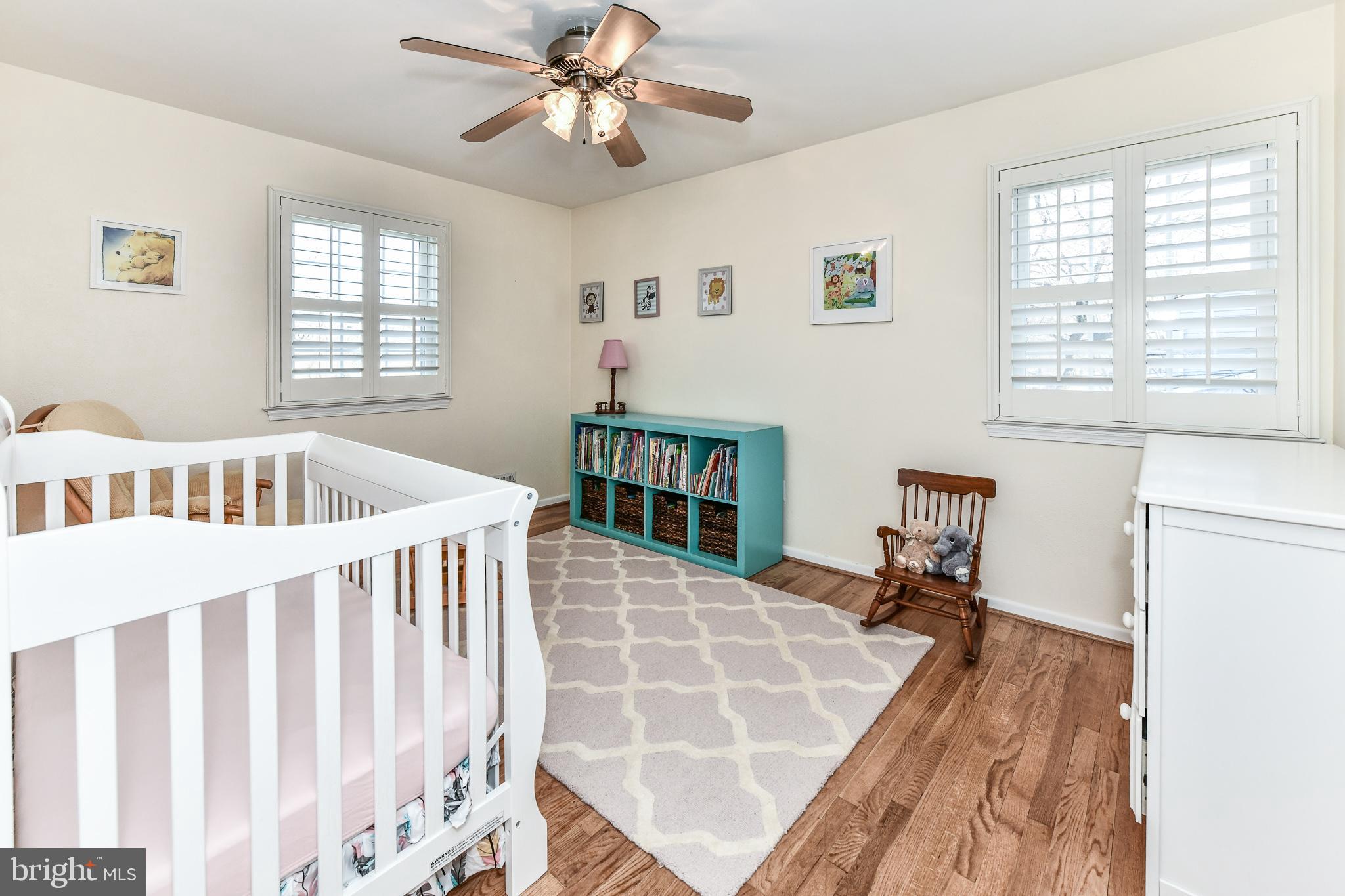 MOSBY WOODS - Residential Lease