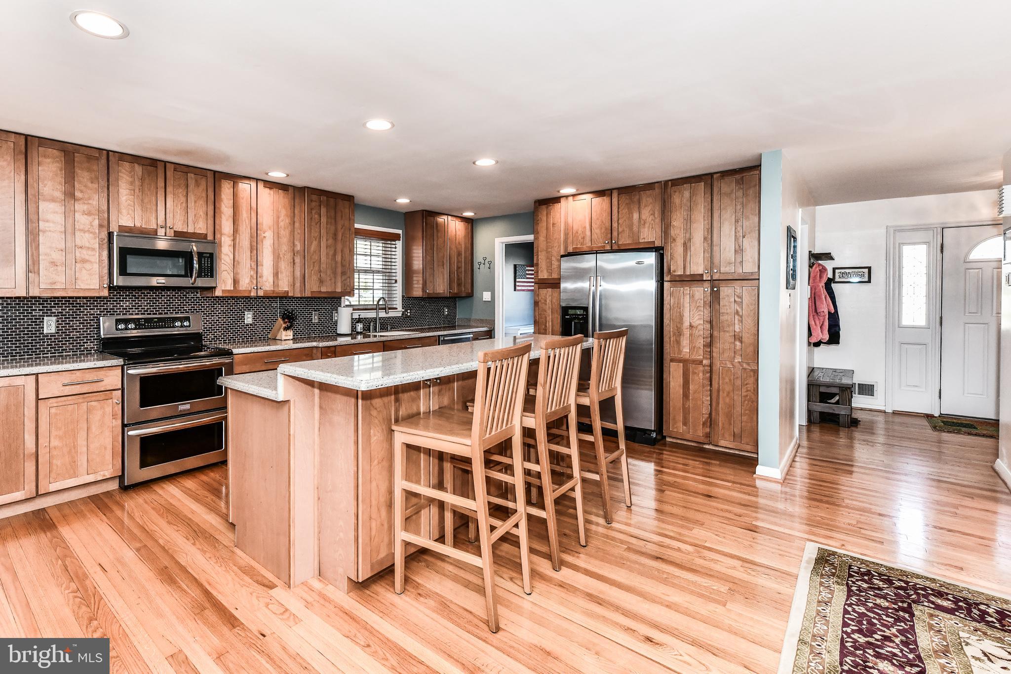 MOSBY WOODS - Residential Lease