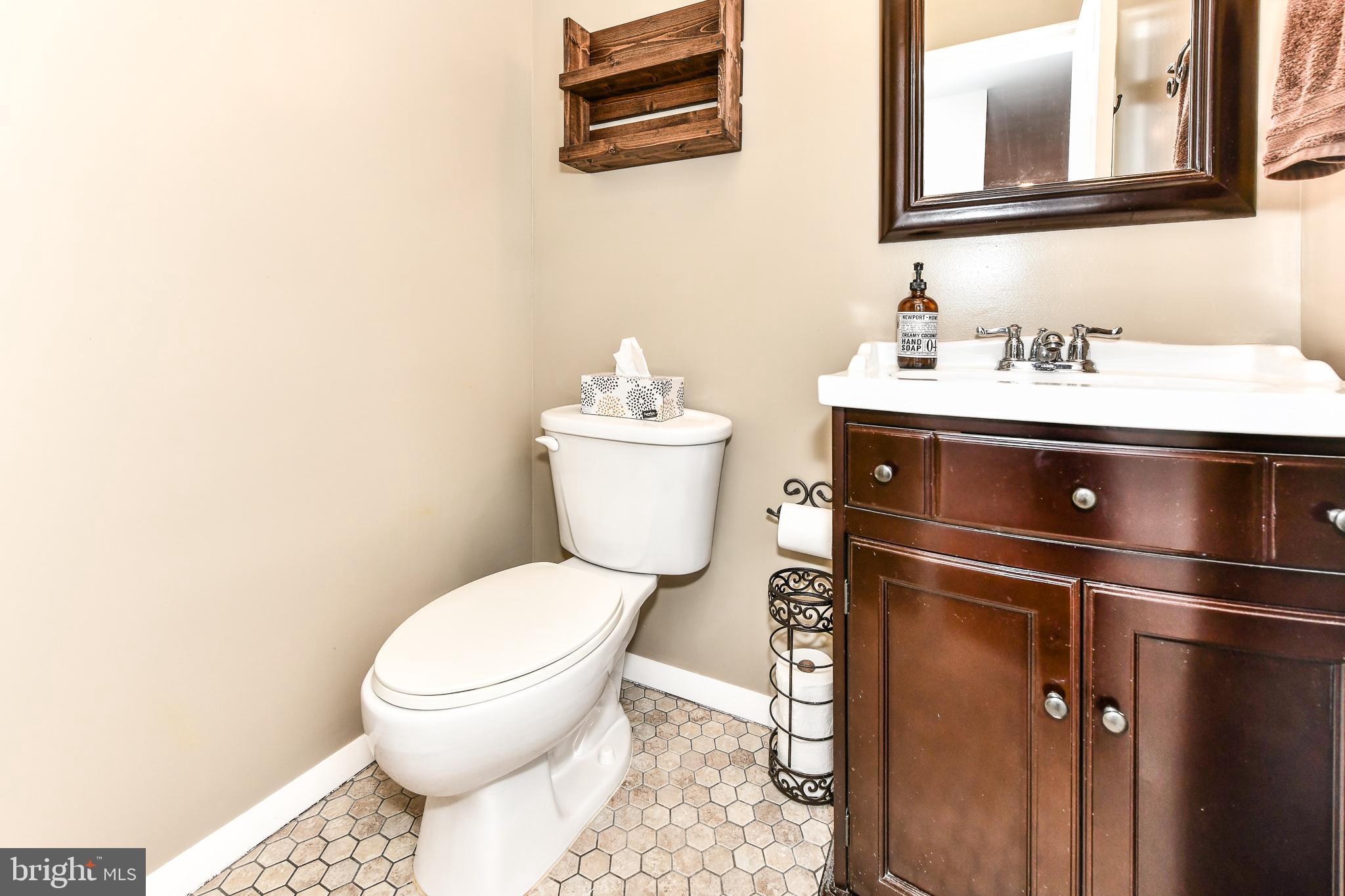 MOSBY WOODS - Residential Lease