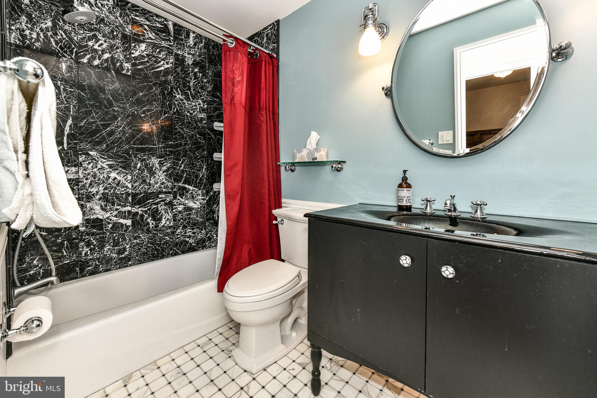 MOSBY WOODS - Residential Lease