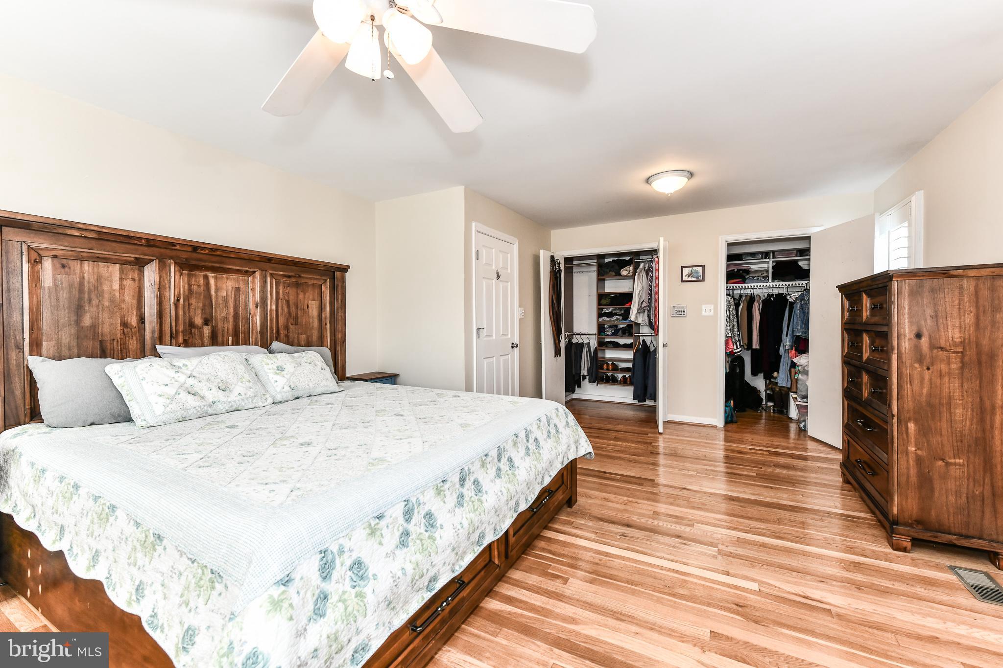 MOSBY WOODS - Residential Lease