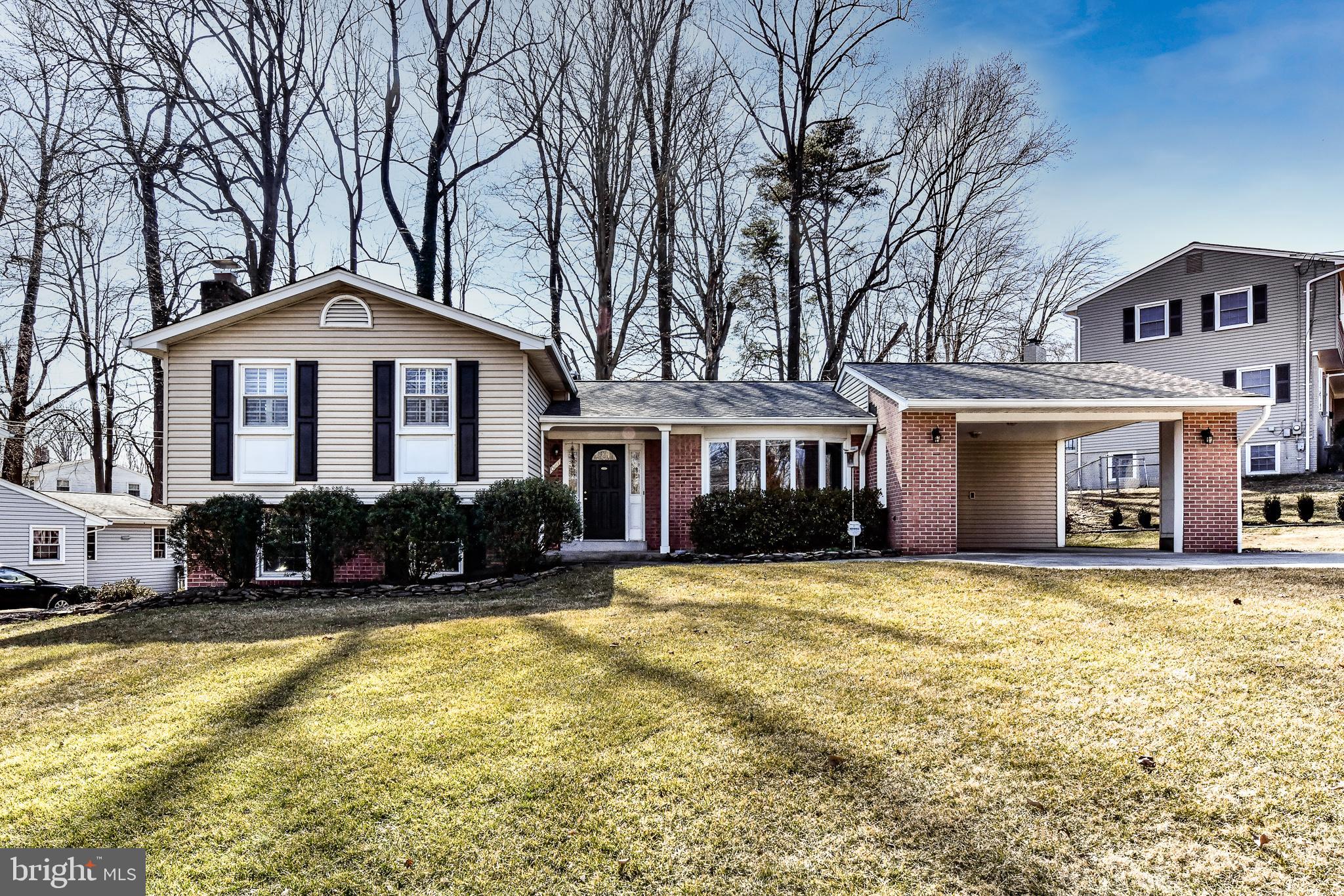 MOSBY WOODS - Residential Lease