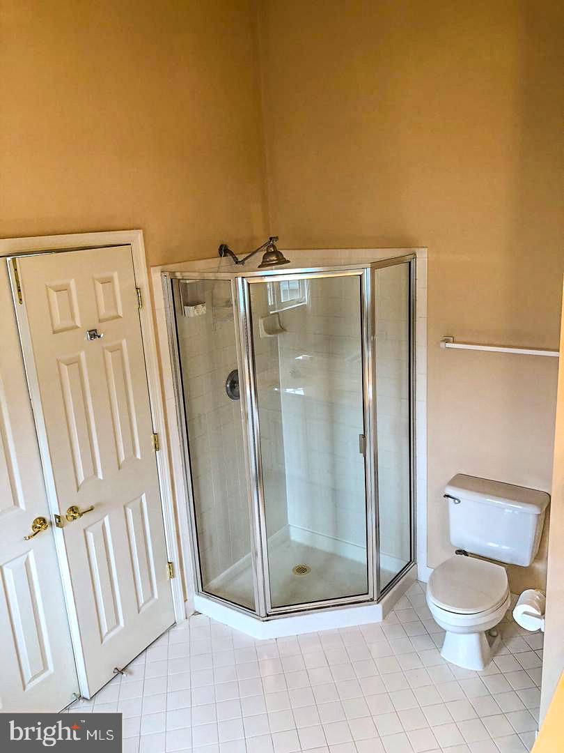 PRINCE WILLIAM COMMONS - Residential Lease