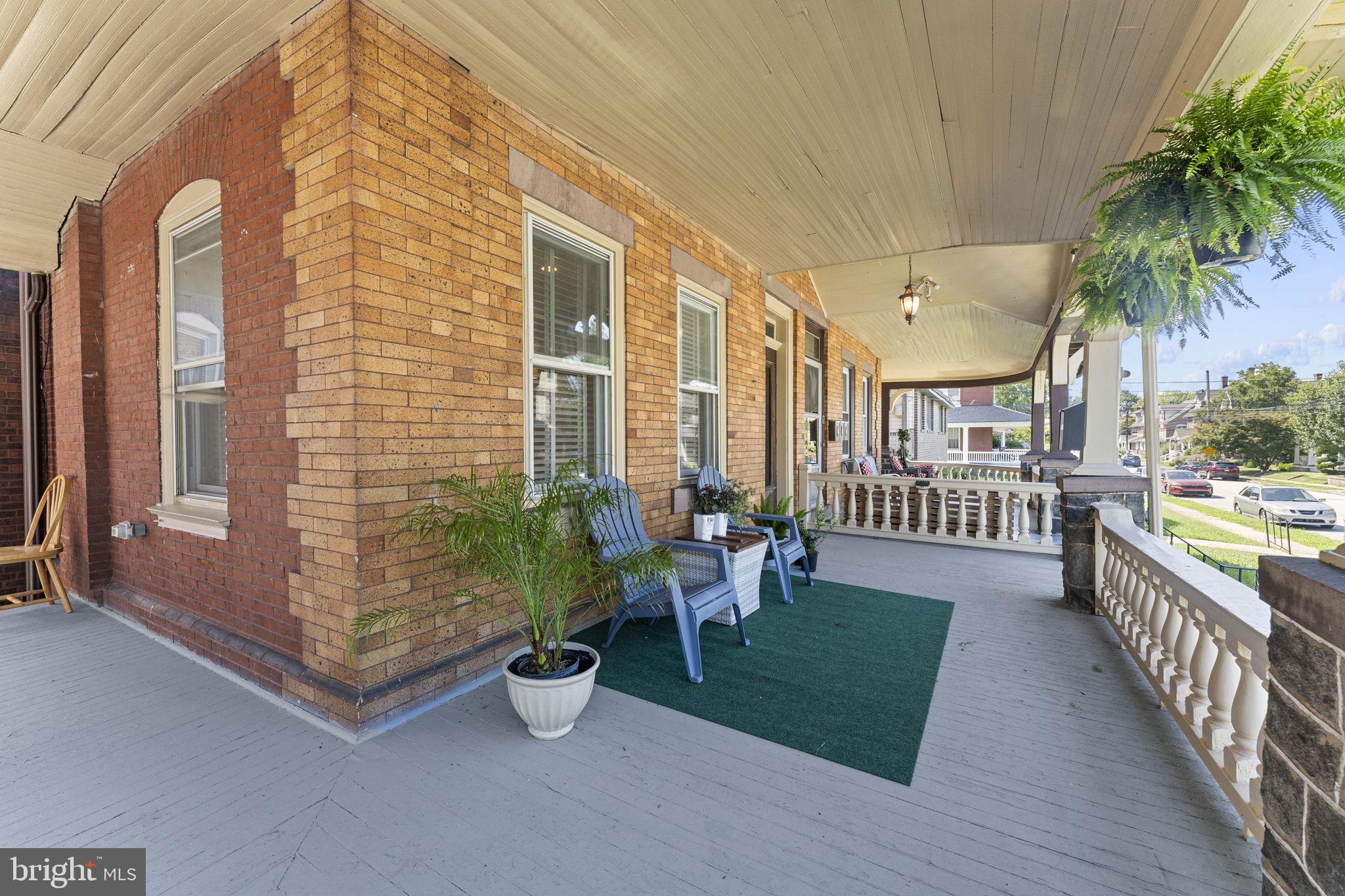 328 COLUMBIA AVENUE