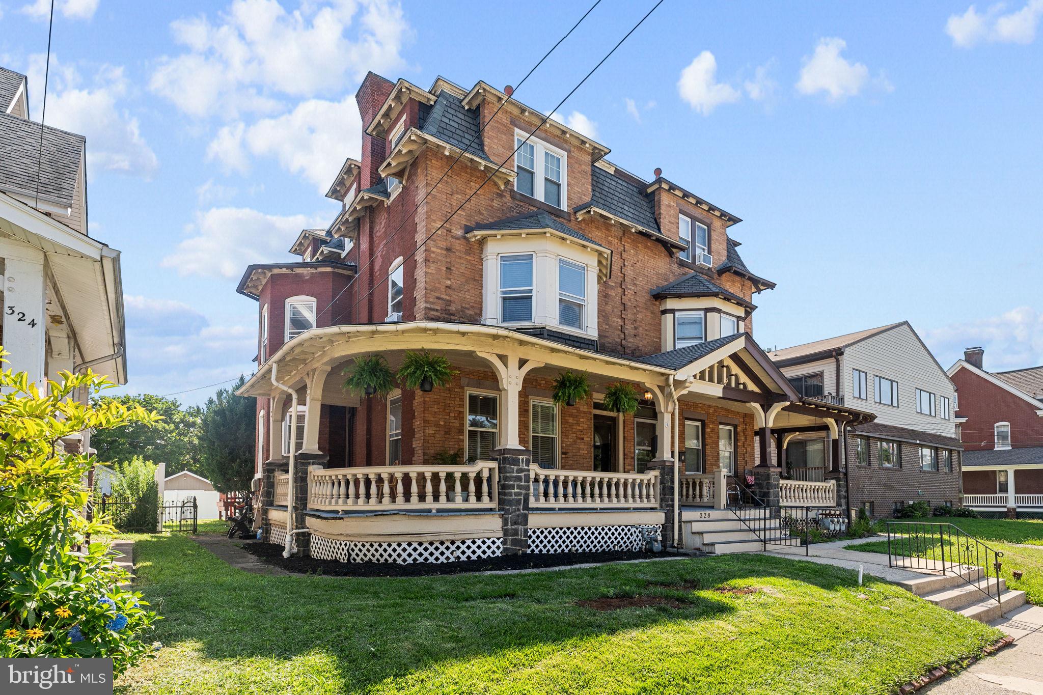 328 COLUMBIA AVENUE