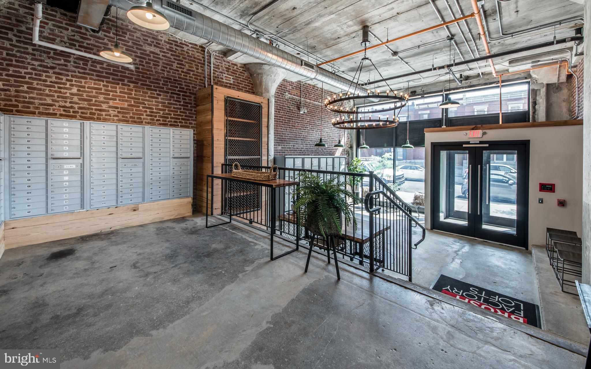 LOWER MOYAMENSING - Residential Lease