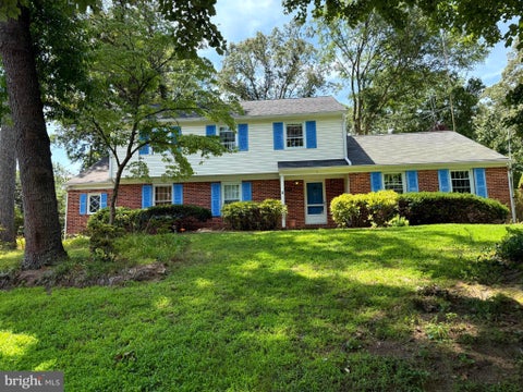 Photo of 283 Oak Court, SEVERNA PARK, MD 21146 (MLS # MDAA2152224)