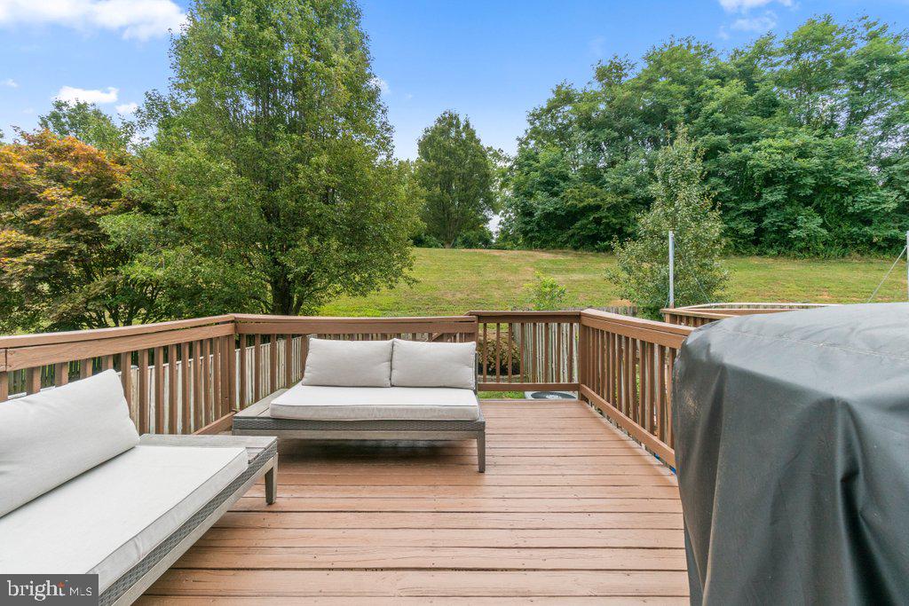 WINTERS RUN MANOR - Residential