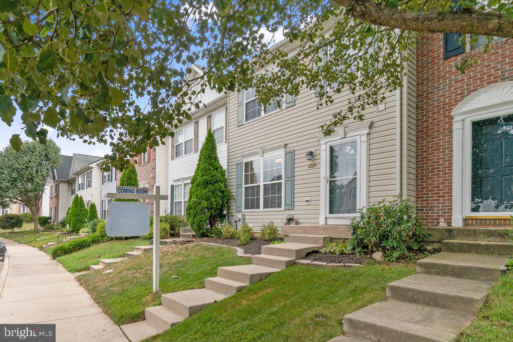 WINTERS RUN MANOR - Residential