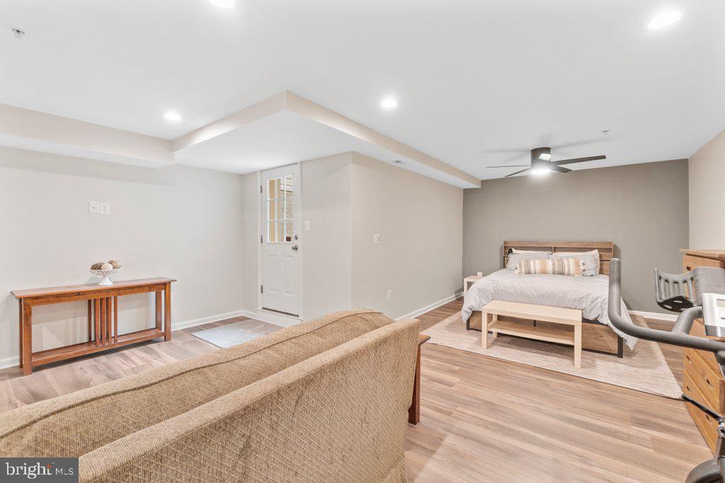 WINTERS RUN MANOR - Residential