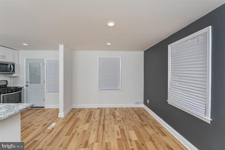 NORTHWOOD - Residential