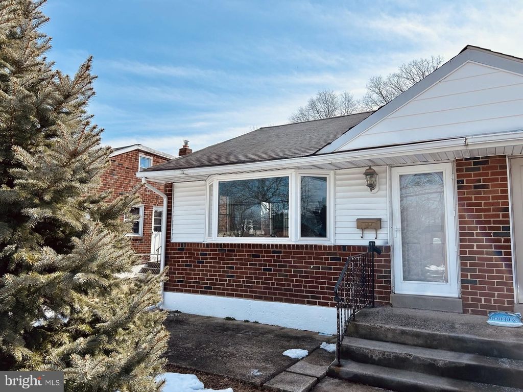 Photo of 514 8th Avenue, FOLSOM, PA 19033 (MLS # PADE2108884)