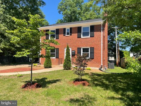 6901 100TH AVENUE LANHAM MD 20706