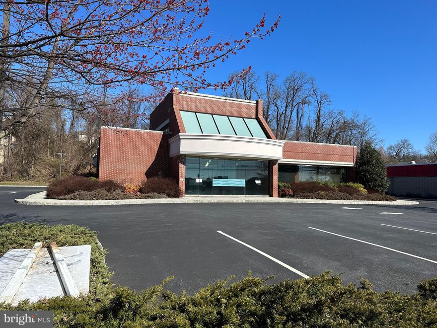Former bank building constructed on a 2 acre tract along Market St in Lemoyne. 3,600 SF free-standing retail building with a drive-thru. Great opportunity to enter the Lemoyne/Camp Hill market. Great visibility along a busy street with 10,000+ VPD. Property is also available for lease at $8,000/month NNN.. Reach out to day for more information!