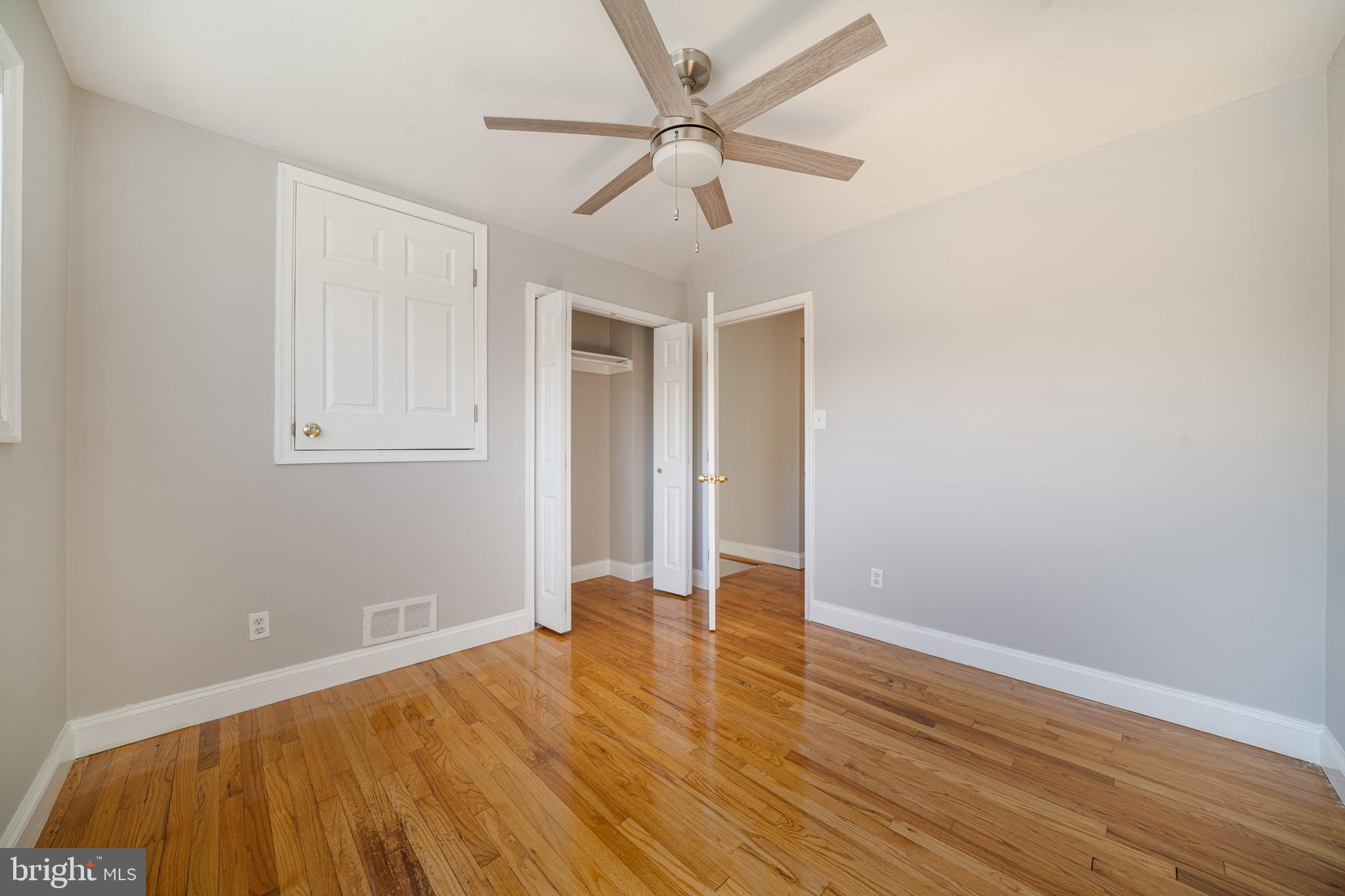 SHIRLEY HILLS - Residential