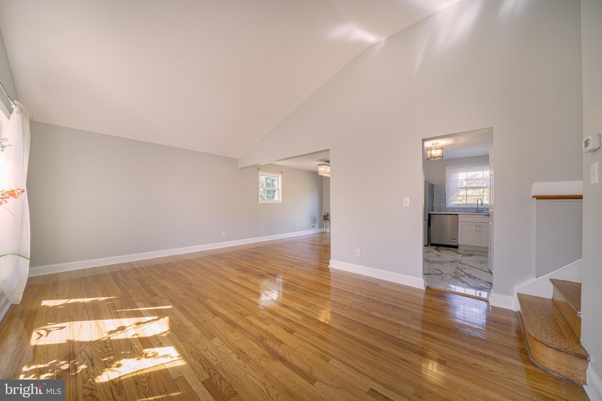 SHIRLEY HILLS - Residential