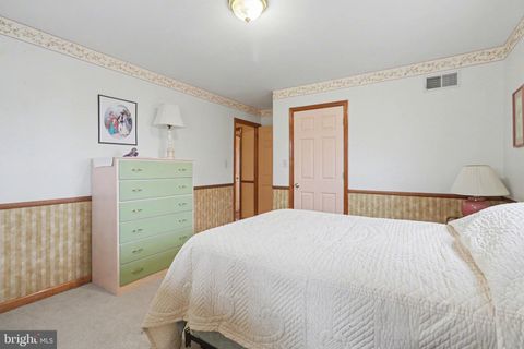 Tiny photo for 467 Beech Tree St, SHIPPENSBURG, PA 17257 (MLS # PAFL2032754)