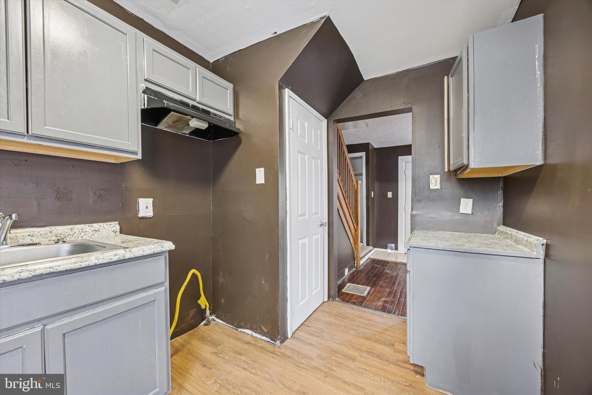 SUN VILLAGE - Residential