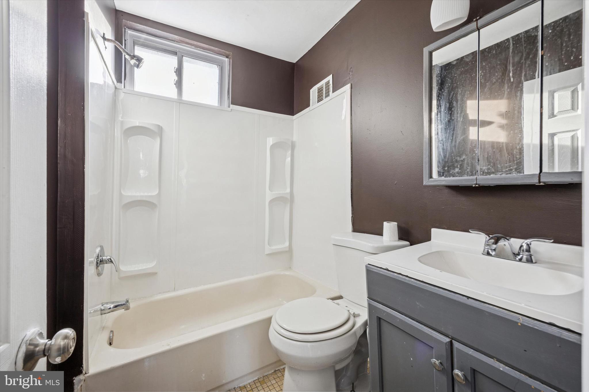 SUN VILLAGE - Residential