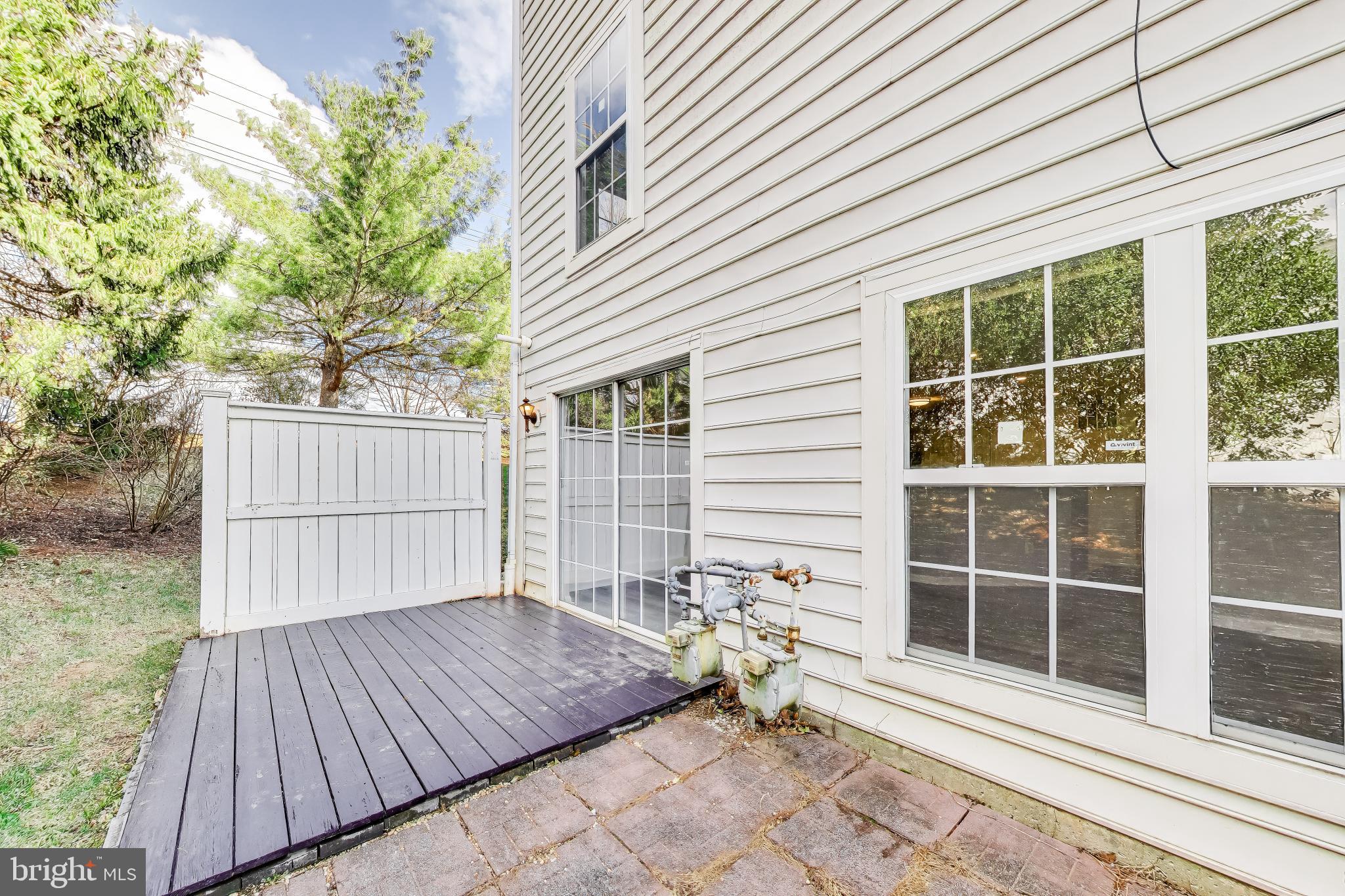 KING FARM WATKINS POND - Residential