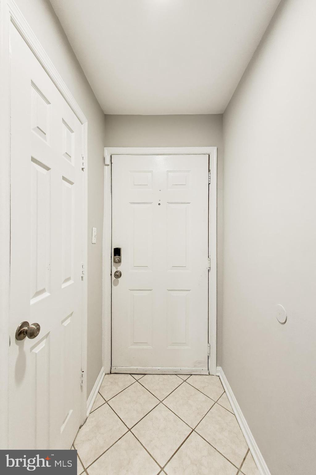 KING FARM WATKINS POND - Residential