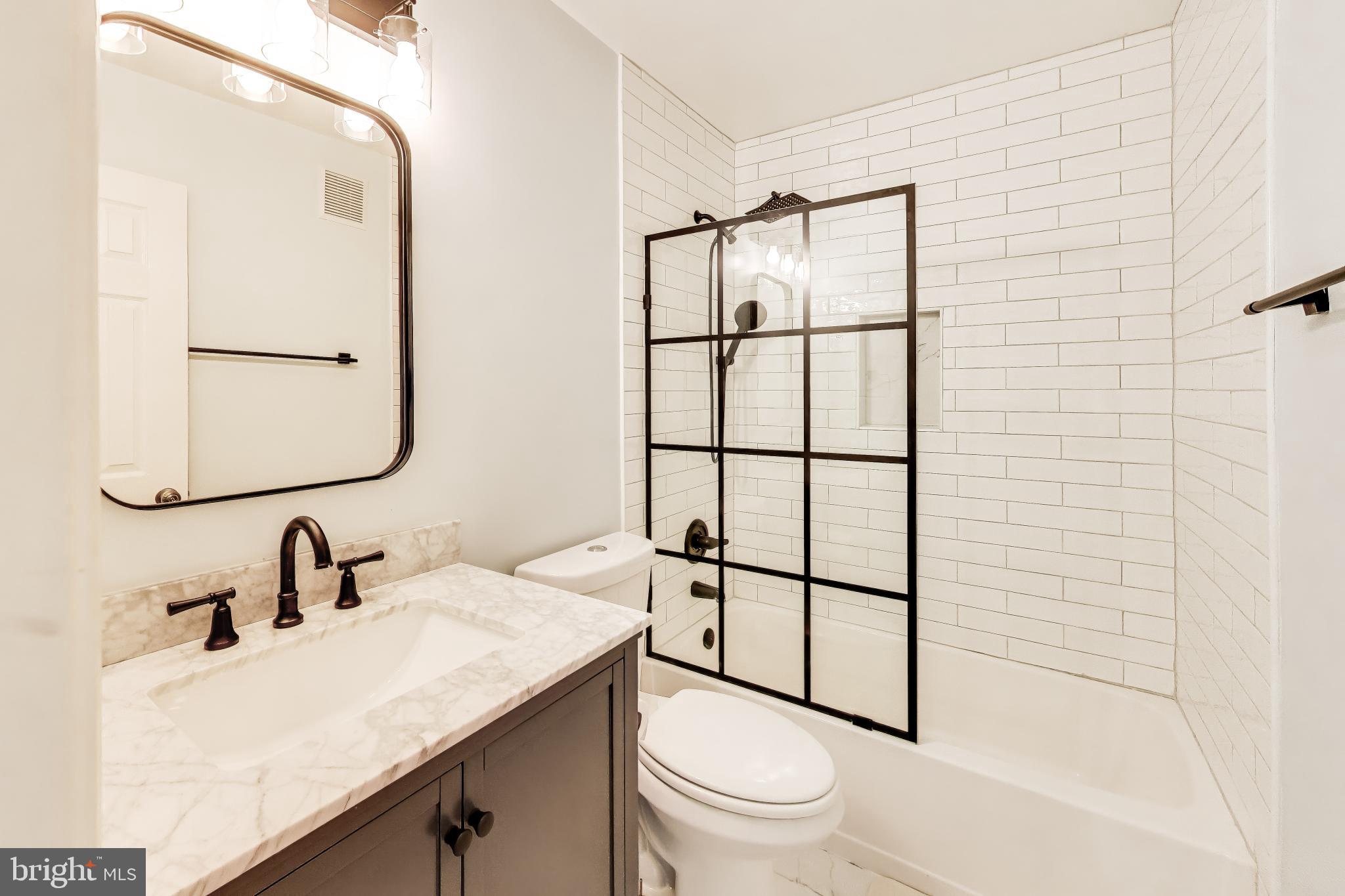 KING FARM WATKINS POND - Residential